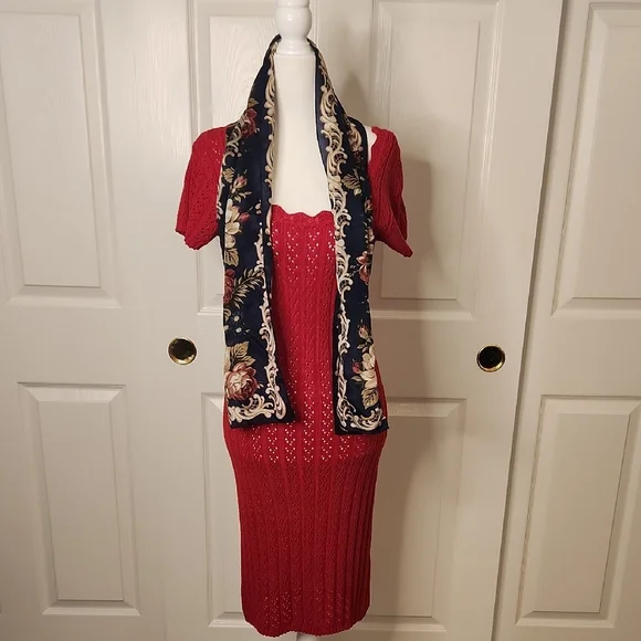 VTG MODA INT'L Red Knit Short Sleeve Scalloped Neckline Midi Dress Size S - Picture 14 of 15